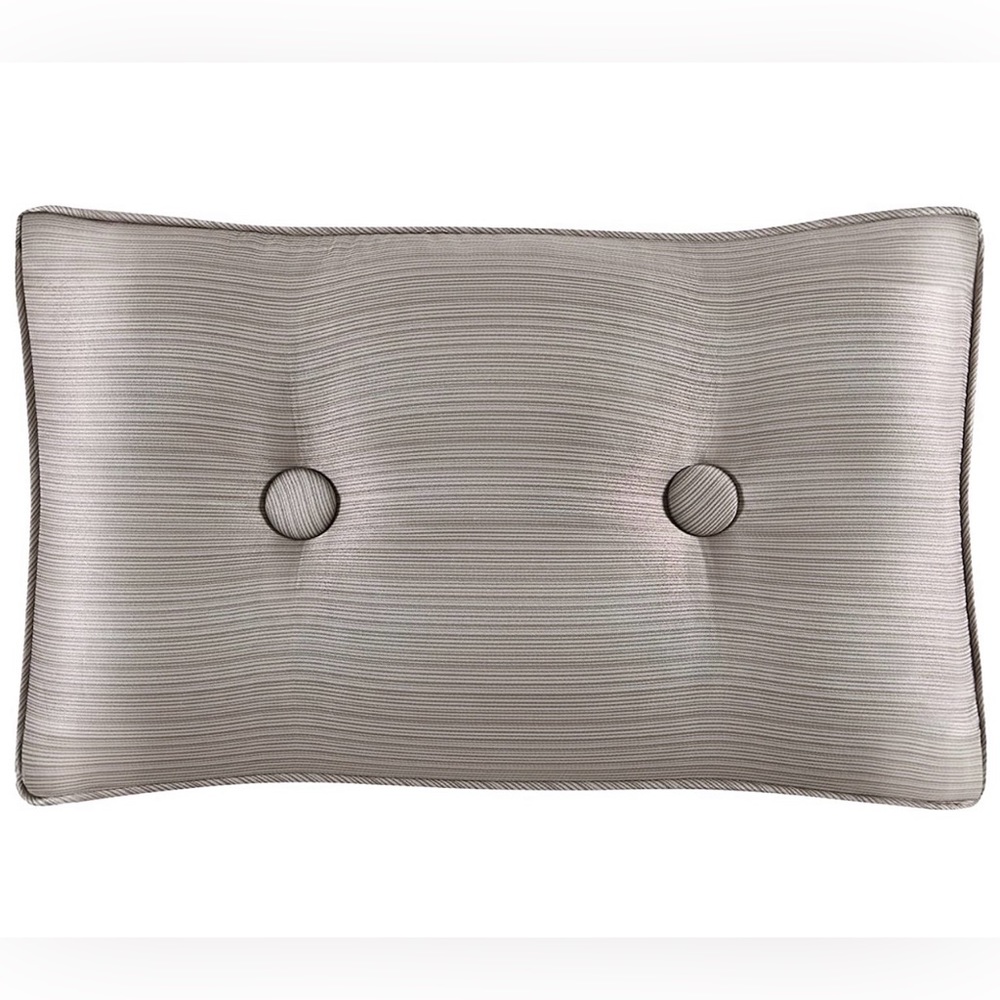 New J Queen New York Five Queens Court Carly Boudoir Accent Pillow